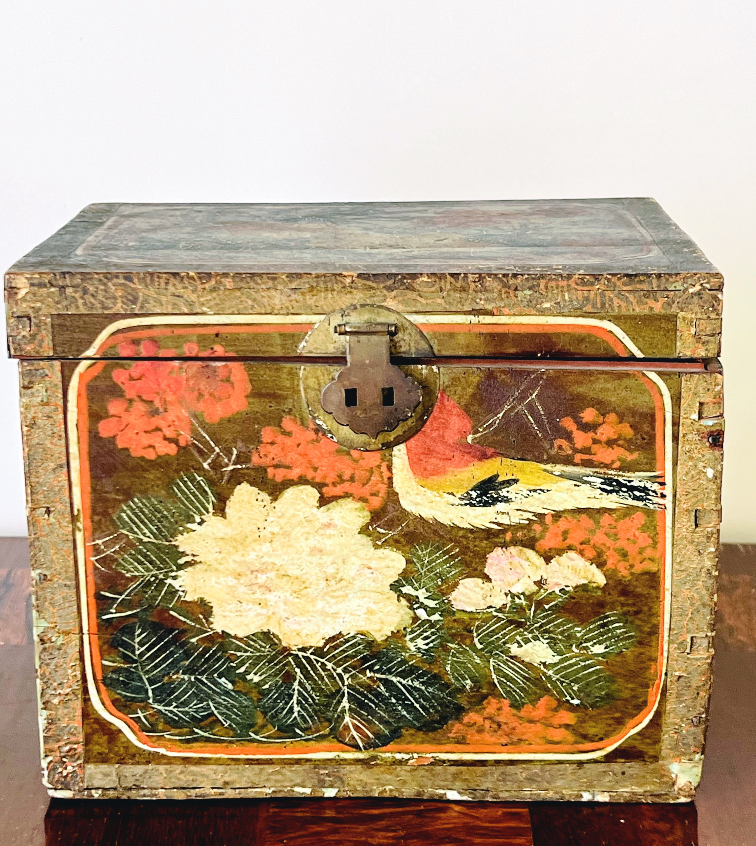 Antique Chinese PaintedTea Box
