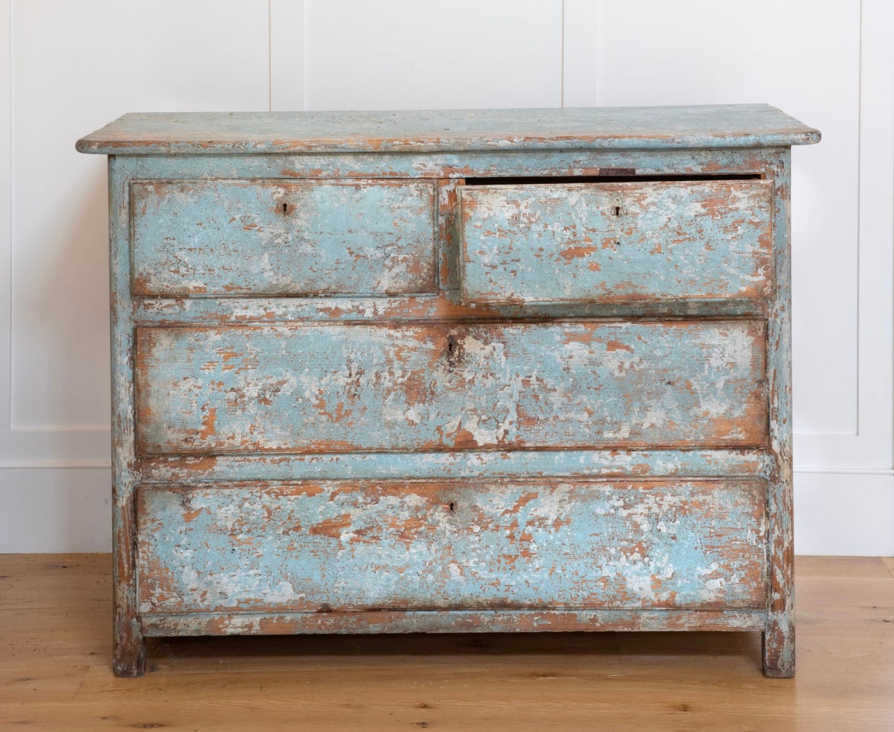 Blue Painted Chest, Spain