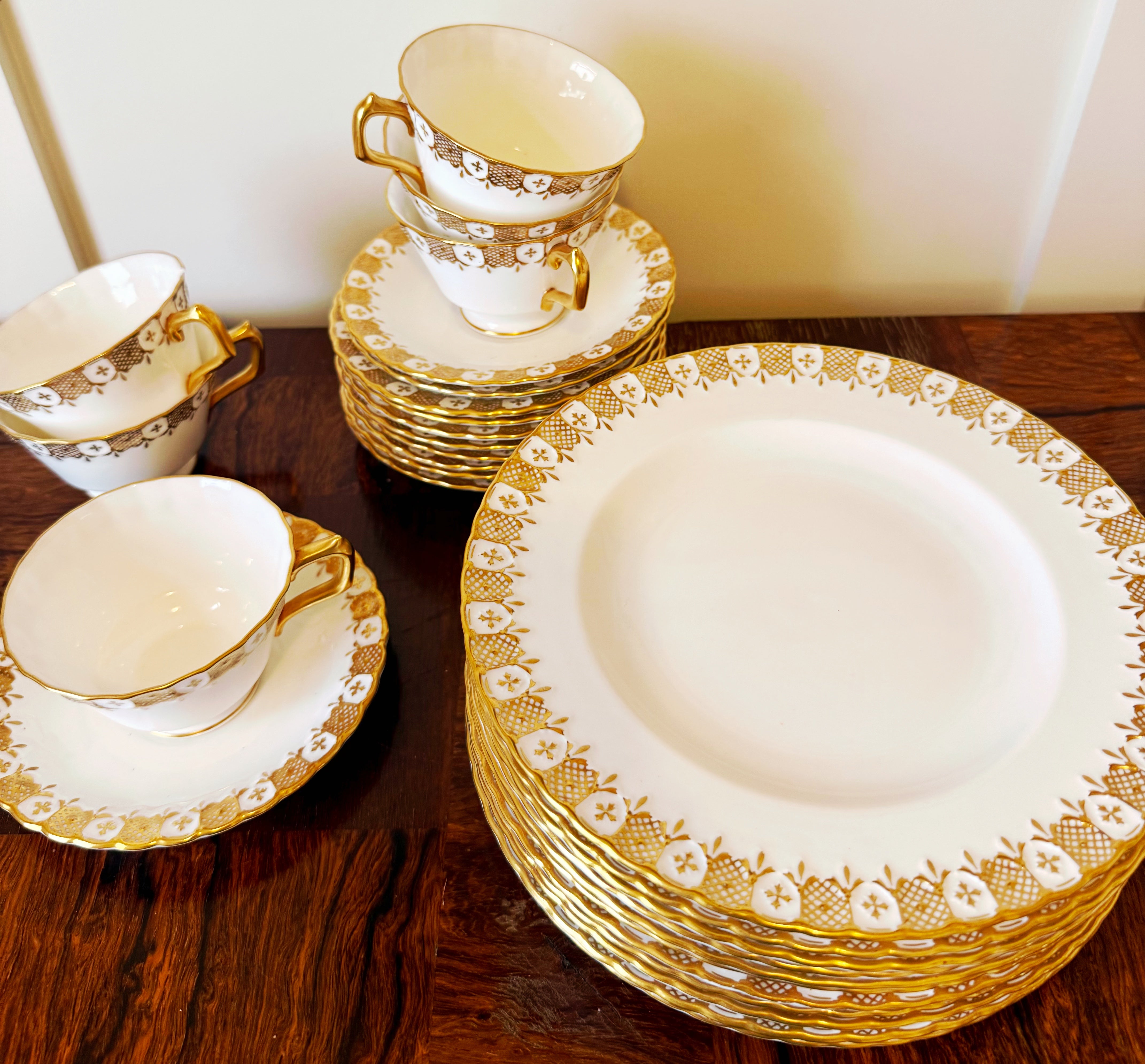 　Bone China Antique English Bone China Dessert Set | Gray Antiques