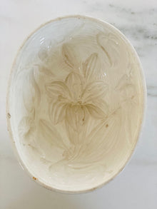 Wedgwood Creamware Aspic Mold, Lily Motif